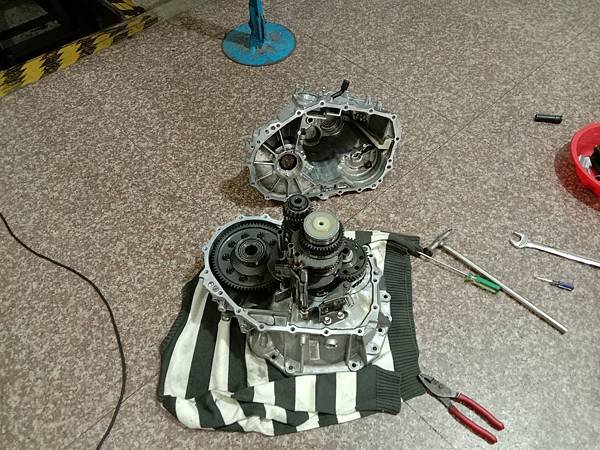 SWIFT SWIFT HYBRID 1.4 更換膜片式LS