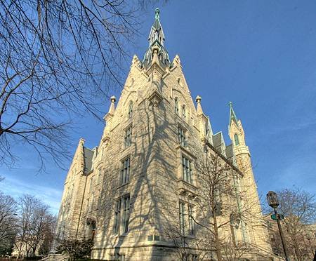 Northwestern_University_-_University_Hall_2