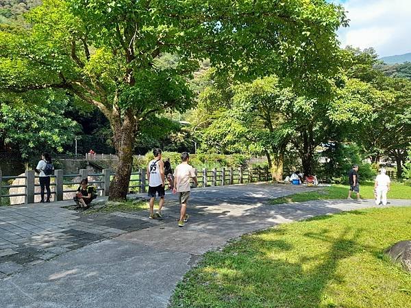 福山大羅蘭溪馬岸圳步道之新北烏來老街美食山豬肉香腸一日遊推薦_201002_3.jpg