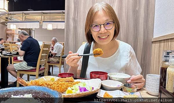 【信義區美食】富士豬排 微風南山店開幕慶，吃多少送多少，比買