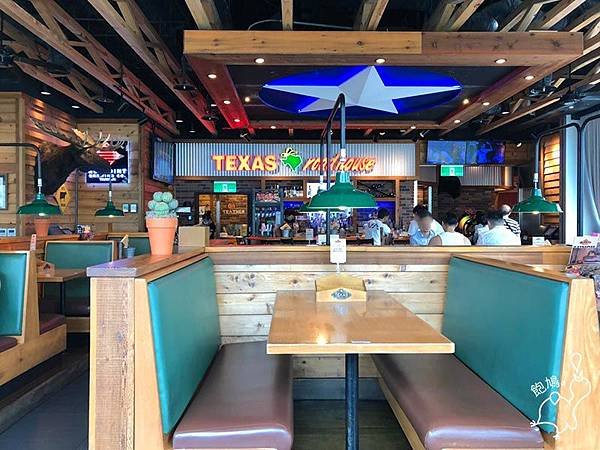 Texas-Roadhouse-德州鮮切牛排＿店內.jpg