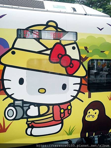 16TR_Kitty彩繪車A_5車04.JPG