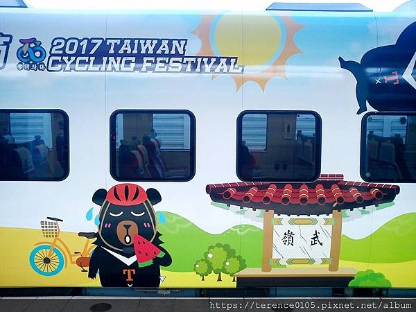 22TR_1007_A25_2車05.JPG