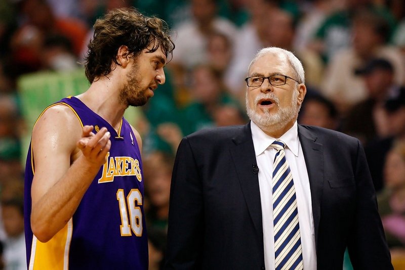 Phil Jackson, Pau Gasol.jpg