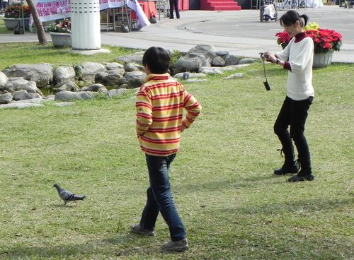 漫步中山公園捷運站