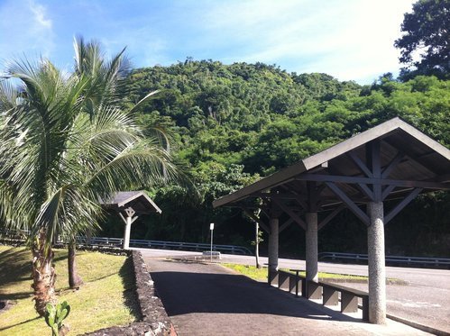 歷史建築東河橋