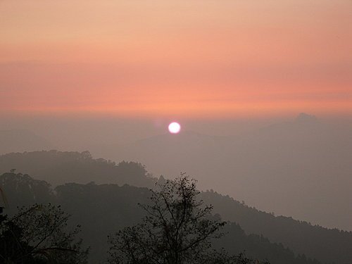 阿里山塔山夕照