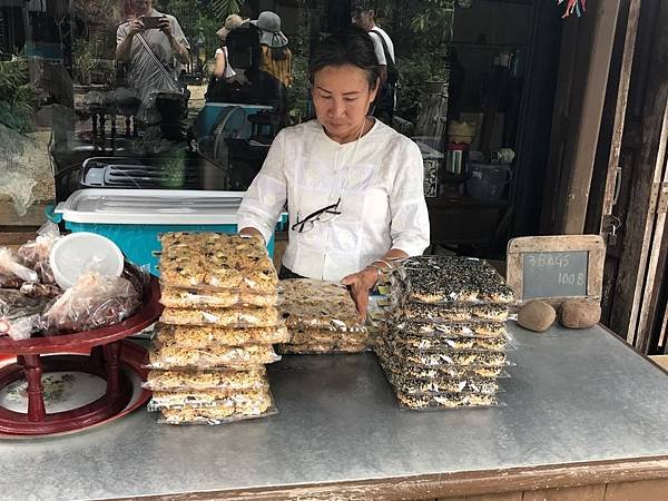 【泰國清萊】帕耀湖，南邦古城馬車行，百年貴族高腳屋，大開眼界