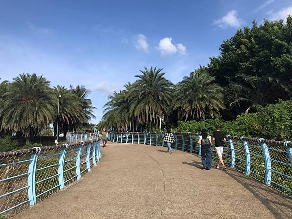 【花蓮市】太平洋公園(南濱段)玩沙、戲水、踏浪、看日出夕陽的