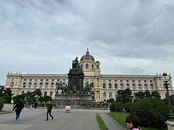 【奧地利維也納】貝爾維第宮(美景宮)、自然史博物館、瑪麗亞泰