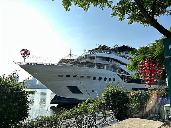 【越南峴港】APEC公園、體驗愛情橋的浪漫與漫步美溪沙灘