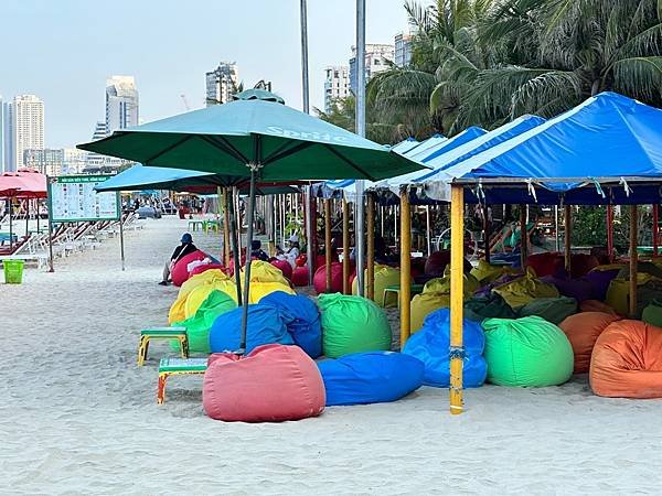 【越南峴港】APEC公園、體驗愛情橋的浪漫與漫步美溪沙灘