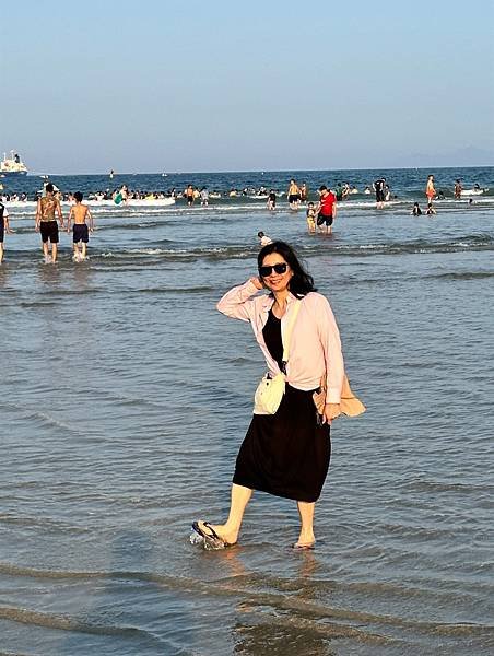 【越南峴港】APEC公園、體驗愛情橋的浪漫與漫步美溪沙灘