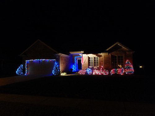 Neighbor%5Cs Christmas lights 11-28-2016.jpg