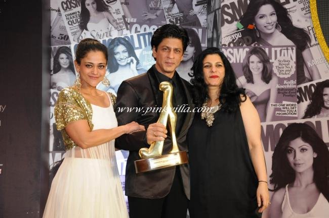 KaliePuriSRKwithhisawardMalaShekri.preview