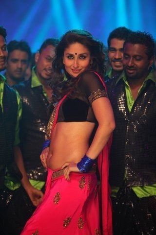 Kareena_Kapoor_Halkat_Jawani_10Jul2012