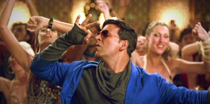 khiladi-786-hookah-bar-song-screenshot-still_13522750650