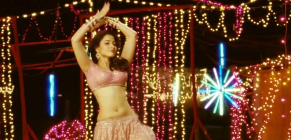 himmatwala_2013_23_6698_4181