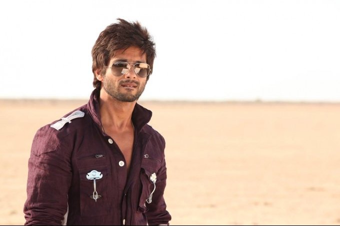 shahid-kapoor-still-from-film-r-rajkumar_138252521200