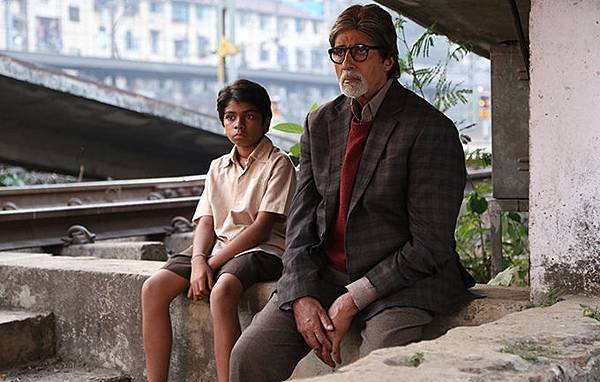 parth-bhalerao-amitabh-bachchan-still-from-bhoothnath-returns_139341238250