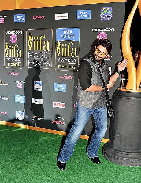 celebs-iifa-magic26