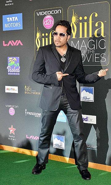 celebs-iifa-magic24