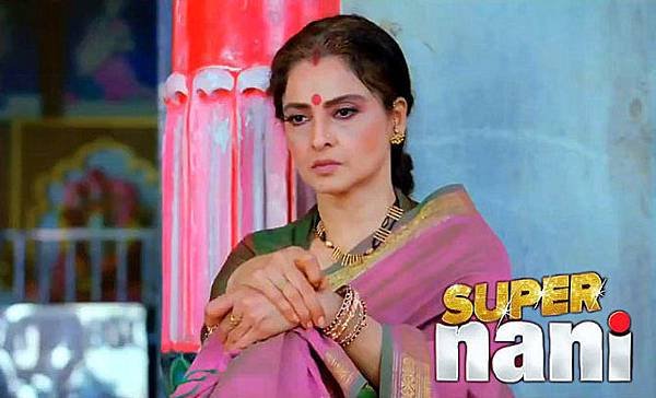 enmia4gjtw21tdgy.D.0.Rekha-in-Super-Nani-Movie-Image