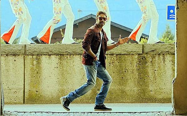 ltpi2fpfa4jv23q3.D.0.Ajay-Devgn-Action-Jackson-Film-Song-Pic