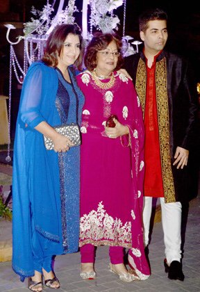 Hiroo Johar flanked by son Karan Johar and Farah Khan. 