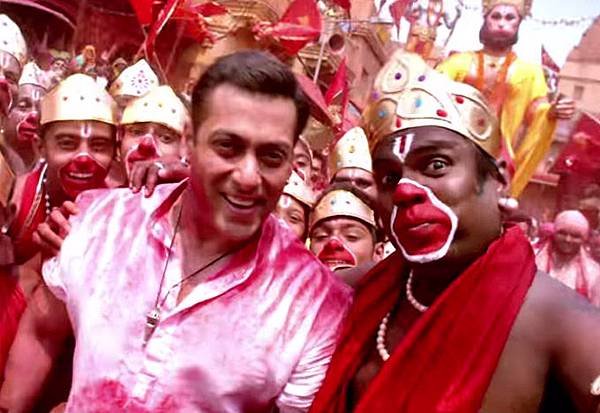 bajrangi-bhaijaan-selfie-le-le-re-song_143339025540