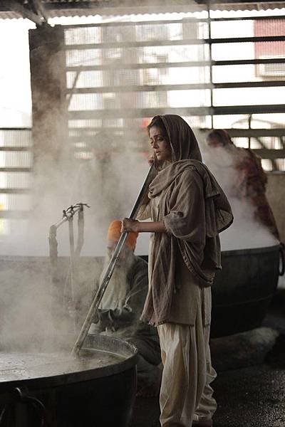 aishwarya-rai-in-sarbjit_145674723510