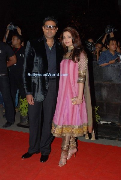 Aishwarya-Rai-and-Abhishek-Bachchan-475x707.jpg