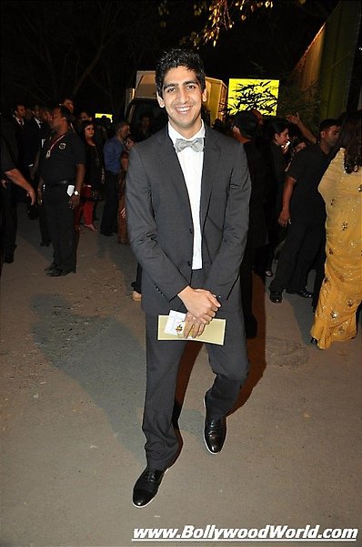 bollywood-stars-at-55-filmfare-awards-002-475x716.jpg