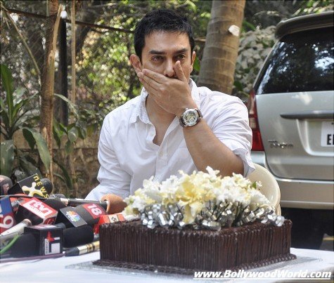Aamir-Khan-celebrated-his-birthday-004-475x403.jpg