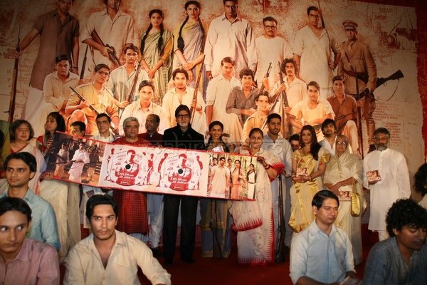 big-b-unveils-abhishek-deepika-starrer-khelein-hum-jee-jaan-sey-music-album-49.jpg