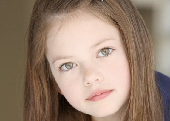 mackenzie-foy-28-9-10-kc.jpg