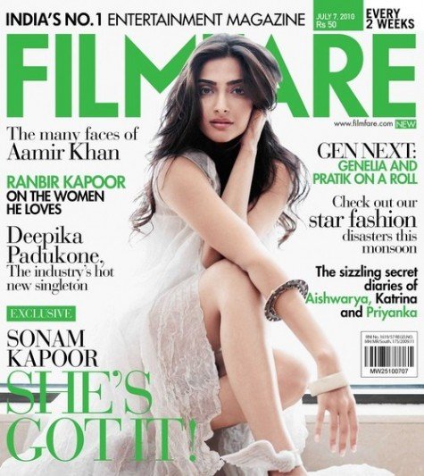 sonam-kapoor-filmfare-magazine-475x533.jpg