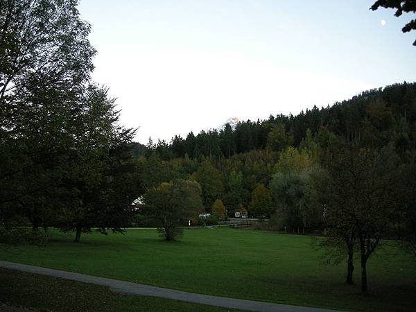 145.JPG