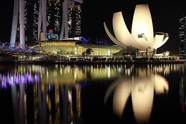 singapore-night-marina-bay-casino-wallpaper-preview.jpg