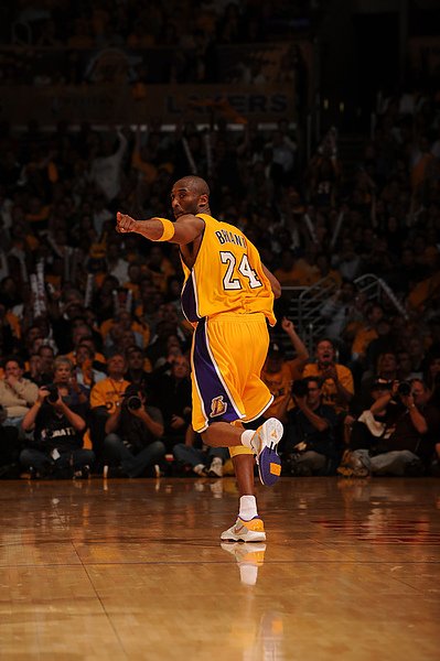 KobeBryant_vsSuns2010playoffsgetty.jpg