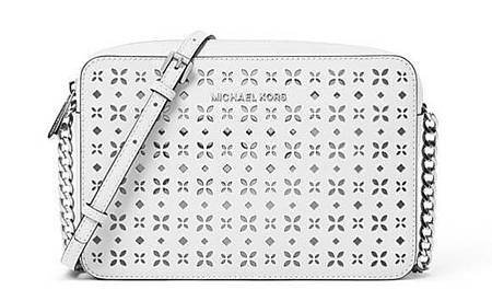 Michael Kors 新款鏤空粉紅花瓣方包2.jpg