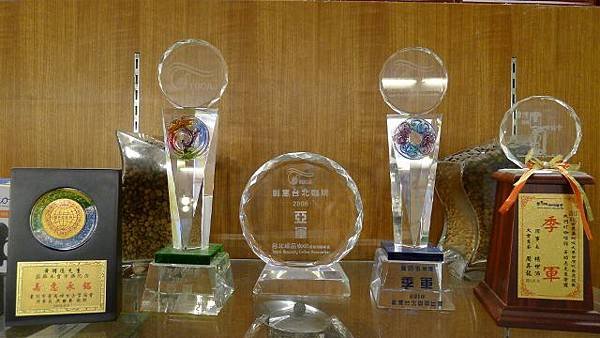 P1010183 (640x360).jpg