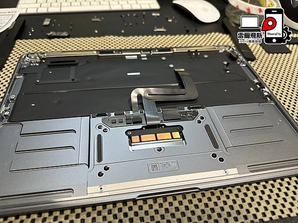 【台南 MacBook 維修 】MacBook 電腦進水｜專