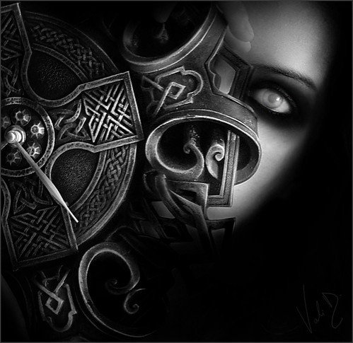 clock,dark,eye,face,metaphor,time-edd559b495e06292e73fb7714e27833c_h