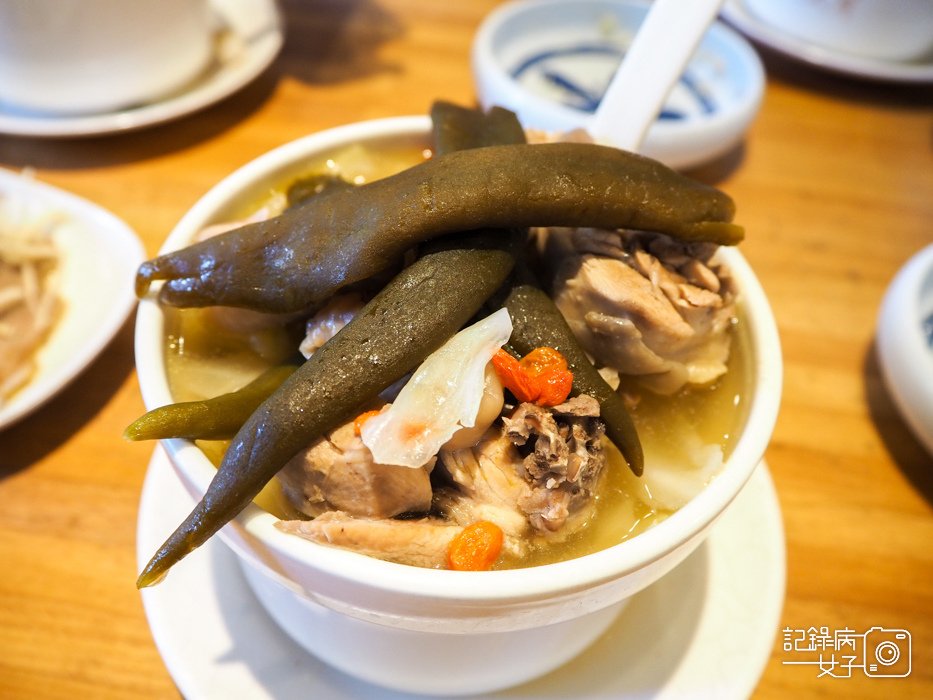 雙月 干貝燉雞湯 剝皮辣椒雞湯 愛恨蔥蔥飯 愛恨椒芝麵43.jpg