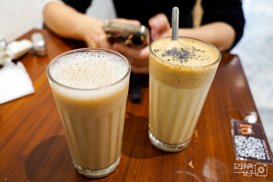 行天宮軟食力蛋餅五香豆乳雞蛋餅粉漿蛋餅爆汁蔥肉餅11.jpg