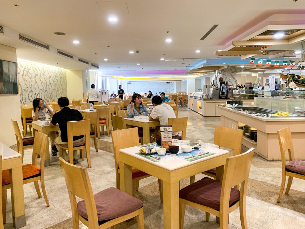 劍湖山王子大飯店蔚藍西餐廳自助餐吃到飽2.jpg