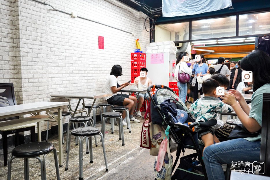 20饒河夜市蔥海手工蔥油餅蔥海捲餅牛肉捲大餅.jpg