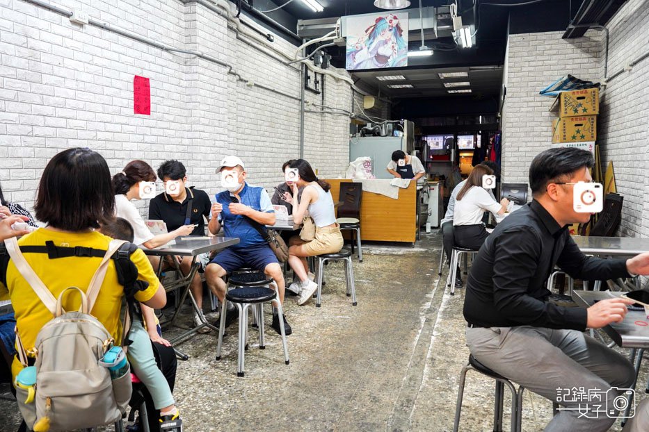 21饒河夜市蔥海手工蔥油餅蔥海捲餅牛肉捲大餅.jpg