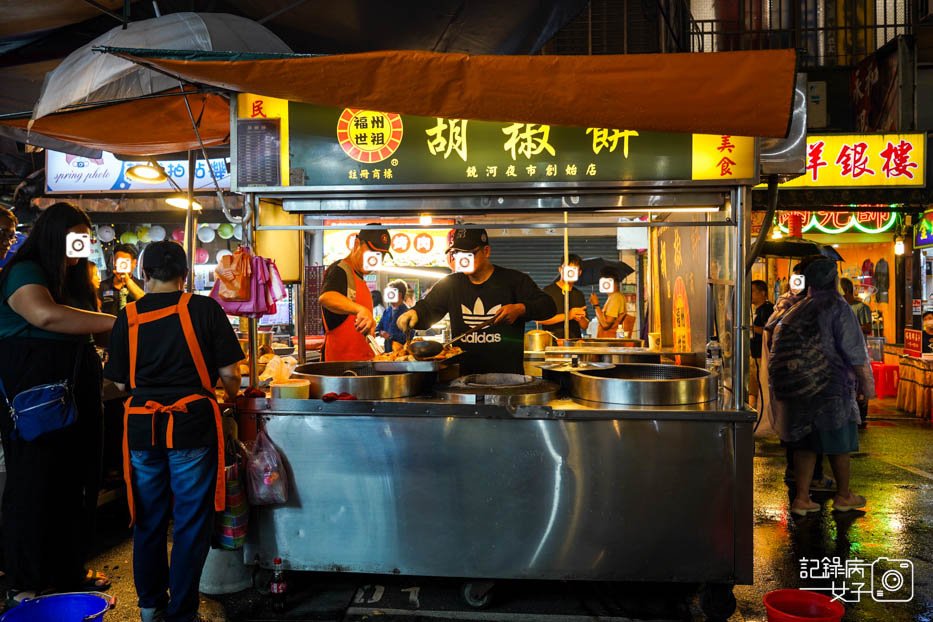 18饒河夜市美食必吃劉家地瓜球QQ蛋.jpg